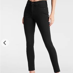 Express Mid Rise Black Extra Supersoft Skinny Jeans